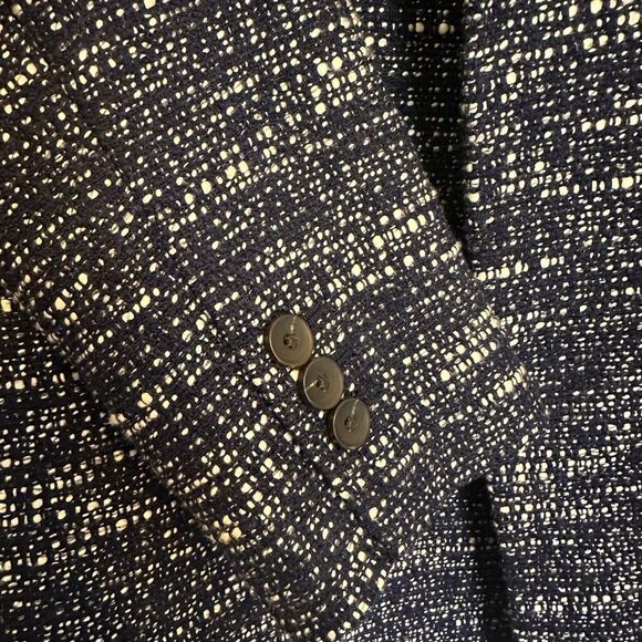 Express Double Breasted Boucle Set - Picture 13 of 14